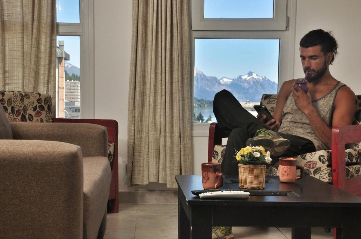 Deleitate Con Las Vistas En Pleno Centro De Bariloche Apartment Exterior photo